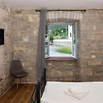 Tina Tatil Evi Motovun