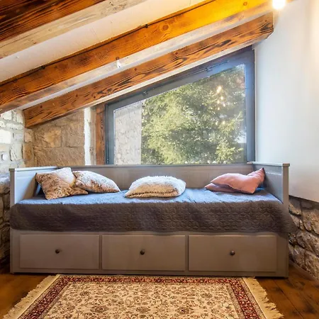 Tina Tatil Evi *